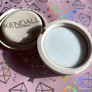 KENDALL by Kylie Cosmetics Translucent Blotting Powder