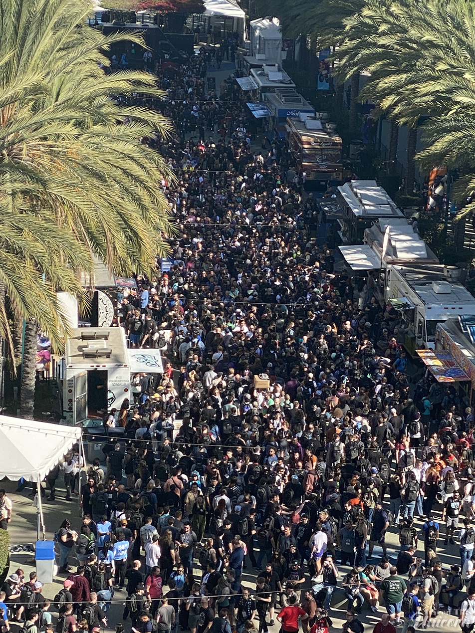 Food Truck Crowd at Blizzcon